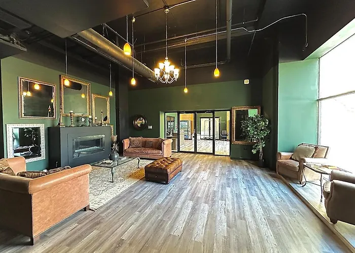 Mccormick Place: Spacious 3br Family Haven *