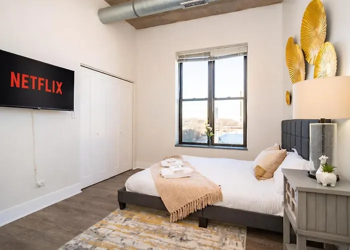 Family Friendly Spacious 3br Sleeps Up To 10 Guests With Optional Parking And Gym Access Near Mccormick Place And Soldier Field * Chicago