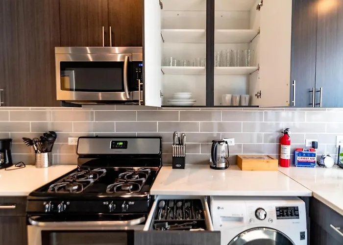 Family Friendly Spacious 3br Sleeps Up To 10 Guests With Optional Parking And Gym Access Near Mccormick Place And Soldier Field Apartamento