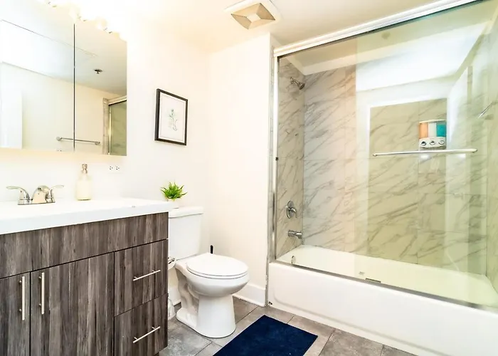 Apartamento Family Friendly Spacious 3br Sleeps Up To 10 Guests With Optional Parking And Gym Access Near Mccormick Place And Soldier Field *