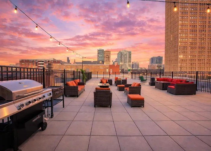 Apartamento Family Friendly Spacious 3br Sleeps Up To 10 Guests With Optional Parking And Gym Access Near Mccormick Place And Soldier Field *