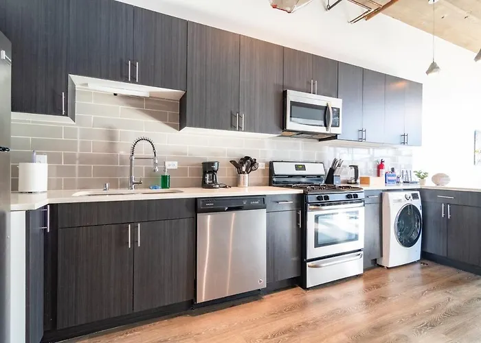 Apartment Mccormick Place: Spacious 3br Family Haven *